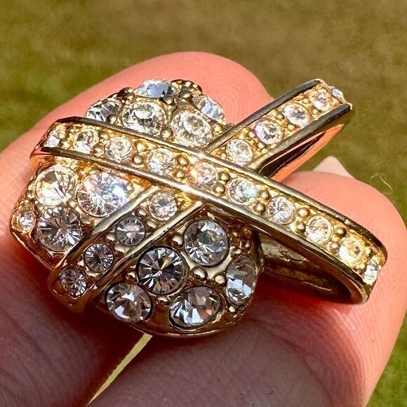 "Vintage Nolan Miller Stunning  Puffed Heart Pendant with Crystal Rhines… - Picture 6 of 17